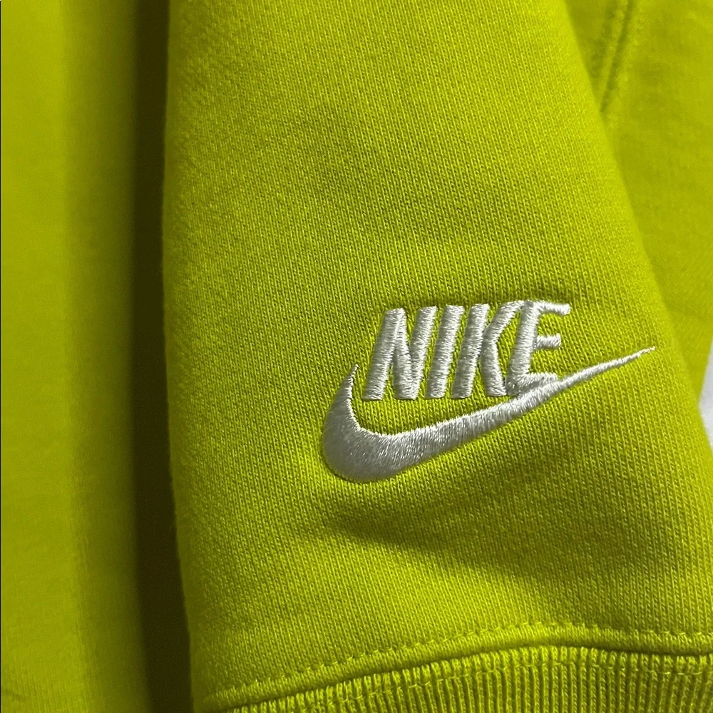 Nike Just Do It Crewneck Sweatshirt - Picture 3 of 7